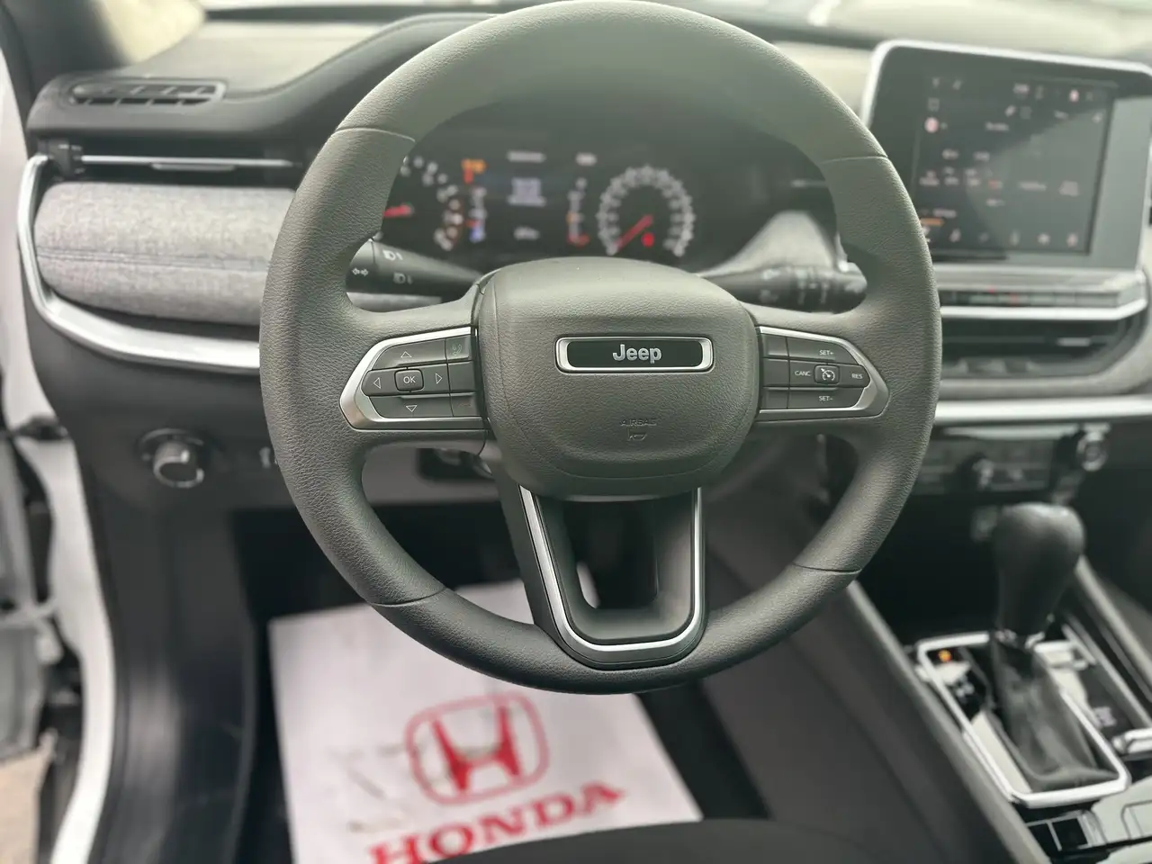 Jeep Compass снимка Jeep Compass