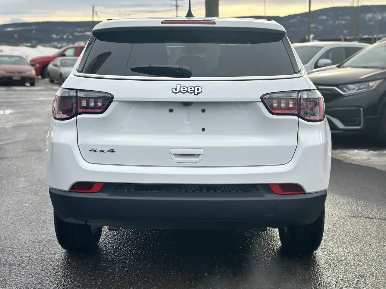 Jeep Compass снимка Jeep Compass