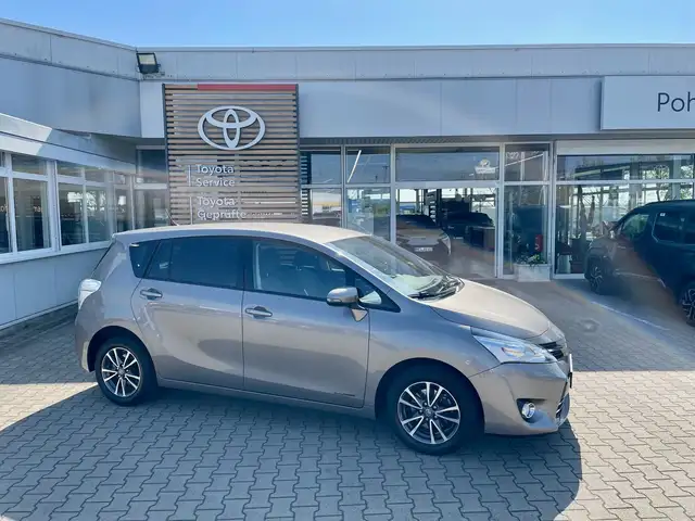 Toyota Verso 1.8 Comfort AT*NAVI*PDC*SH*GRA
