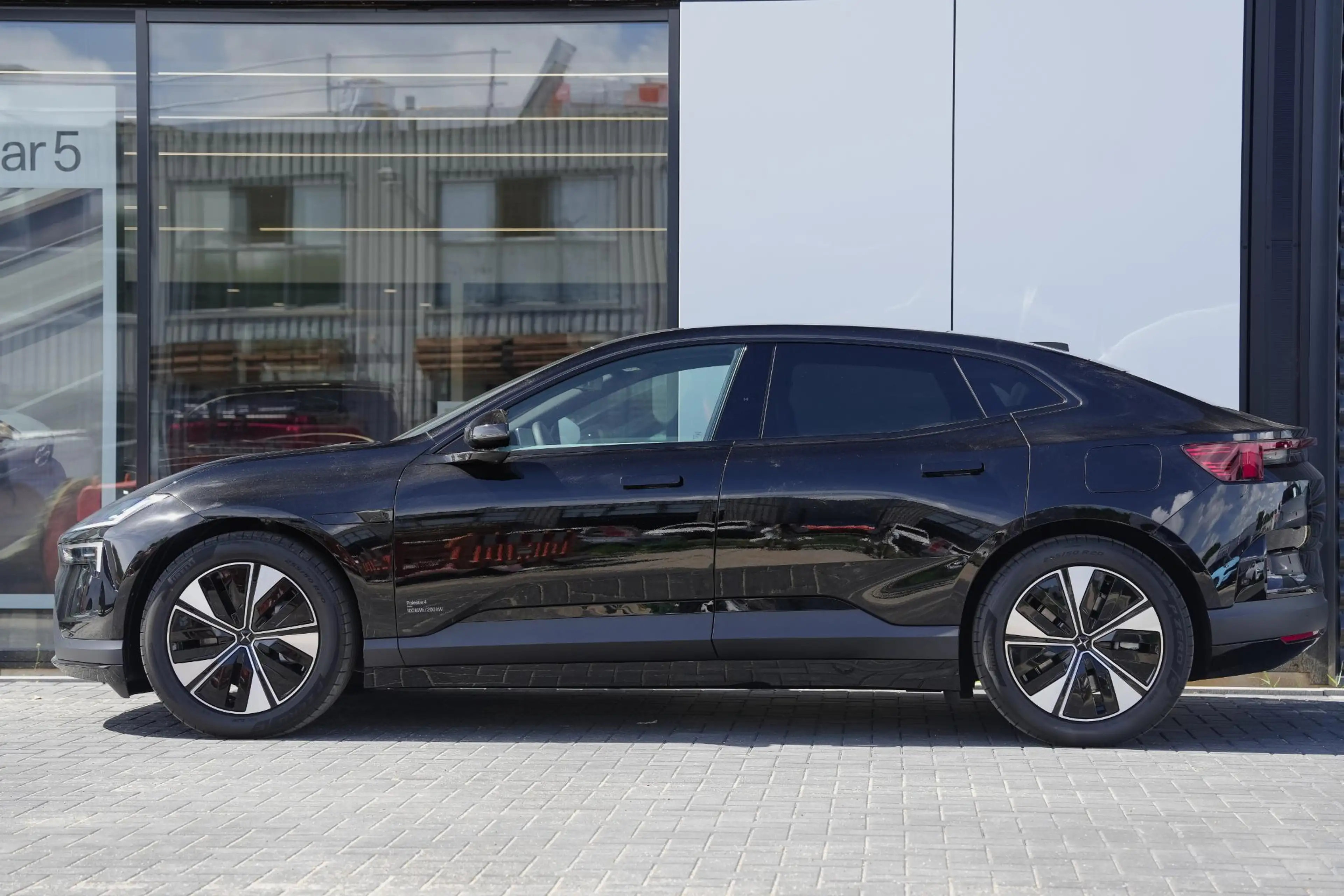 Polestar 4 Long Range Single motor Plus 100 kWh Adaptieve Cru — photo 3