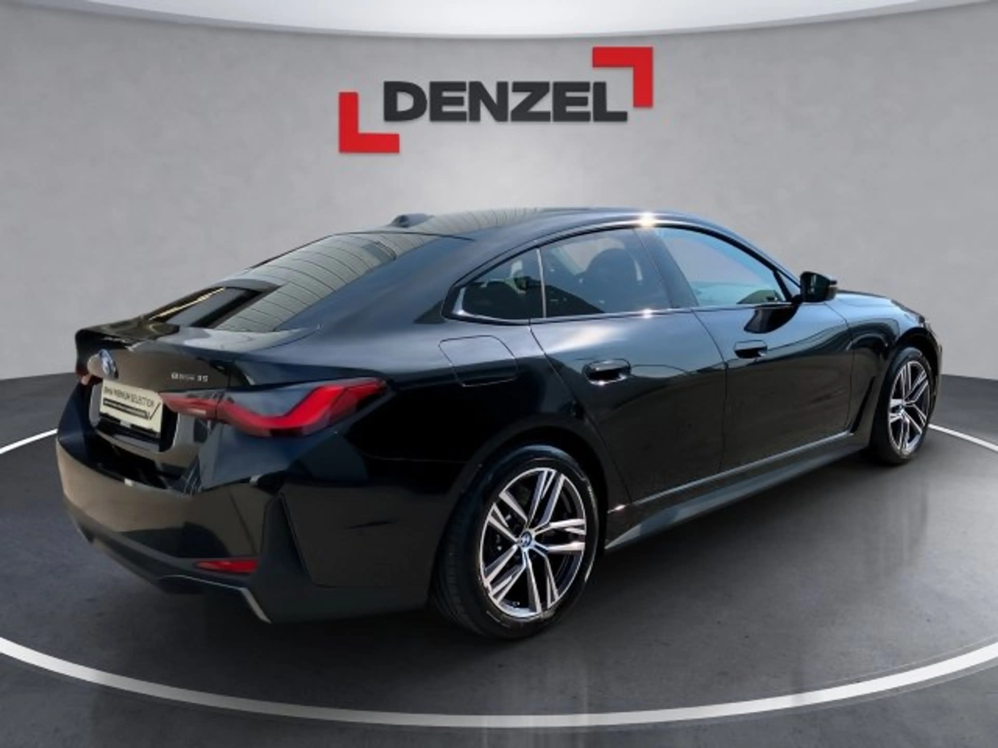 BMW i4 eDrive35 Gran Coupe G26 — photo 4