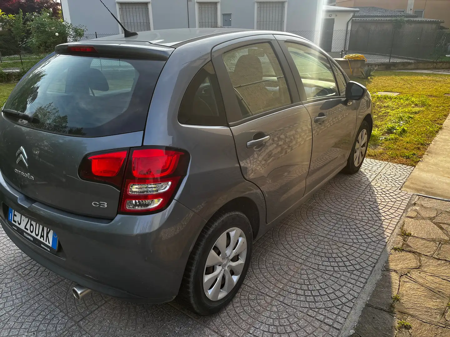 Citroen C3 C3 II 2009 1.4 hdi Attraction E5 Grigio - 1