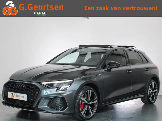Audi A3 Sportback 45 TFSI e S-Line Competition Panoramadak
