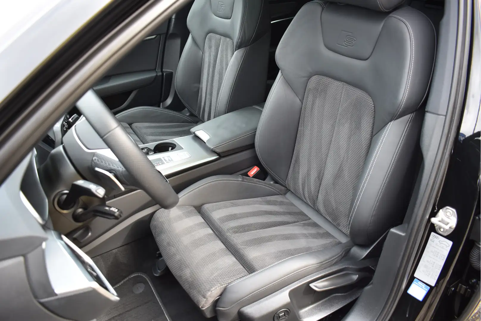 Audi A6 Avant 55 TFSI e Quattro 367 Pk S-Line Pano Leder H Zwart - 2