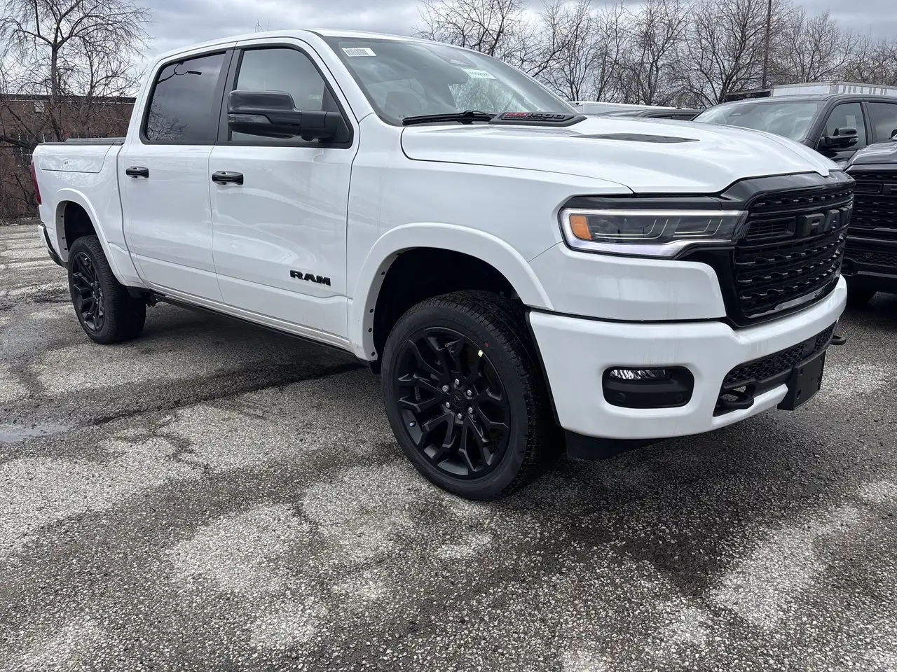 RAM 1500 снимка RAM 1500
