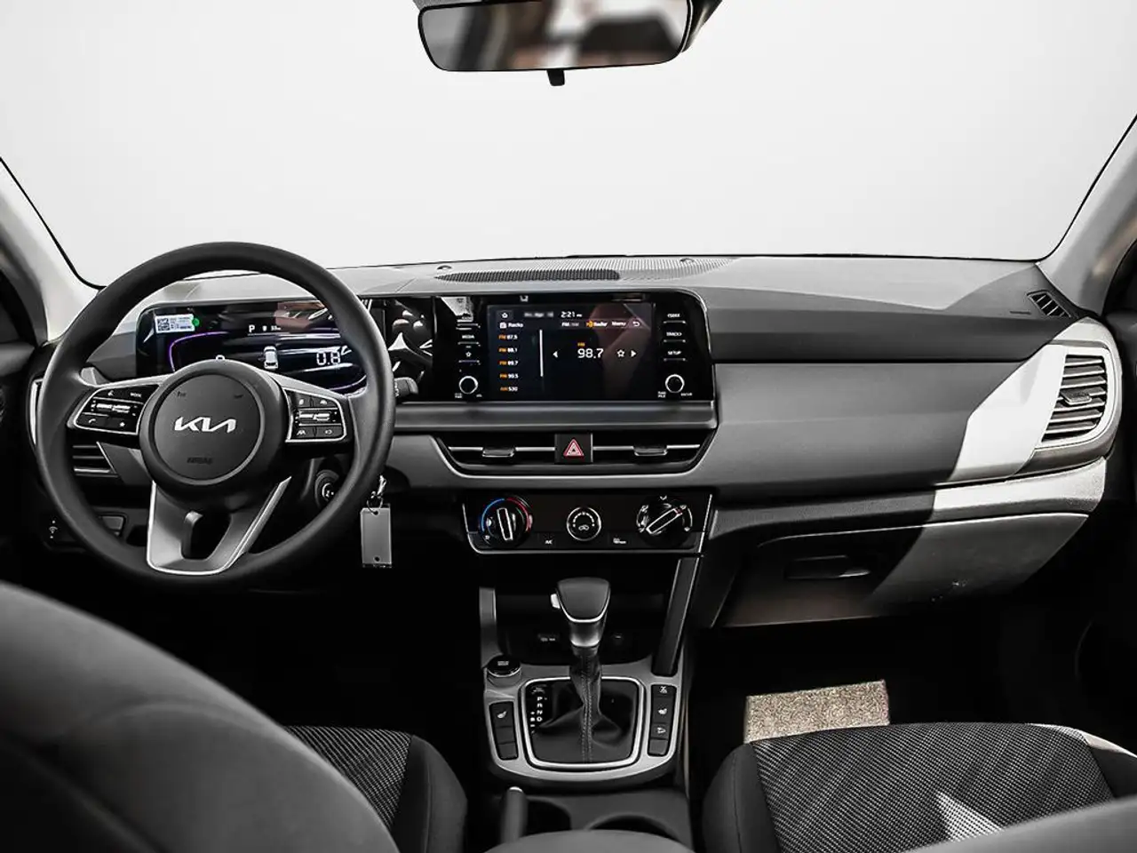 Kia Seltos снимка Kia Seltos