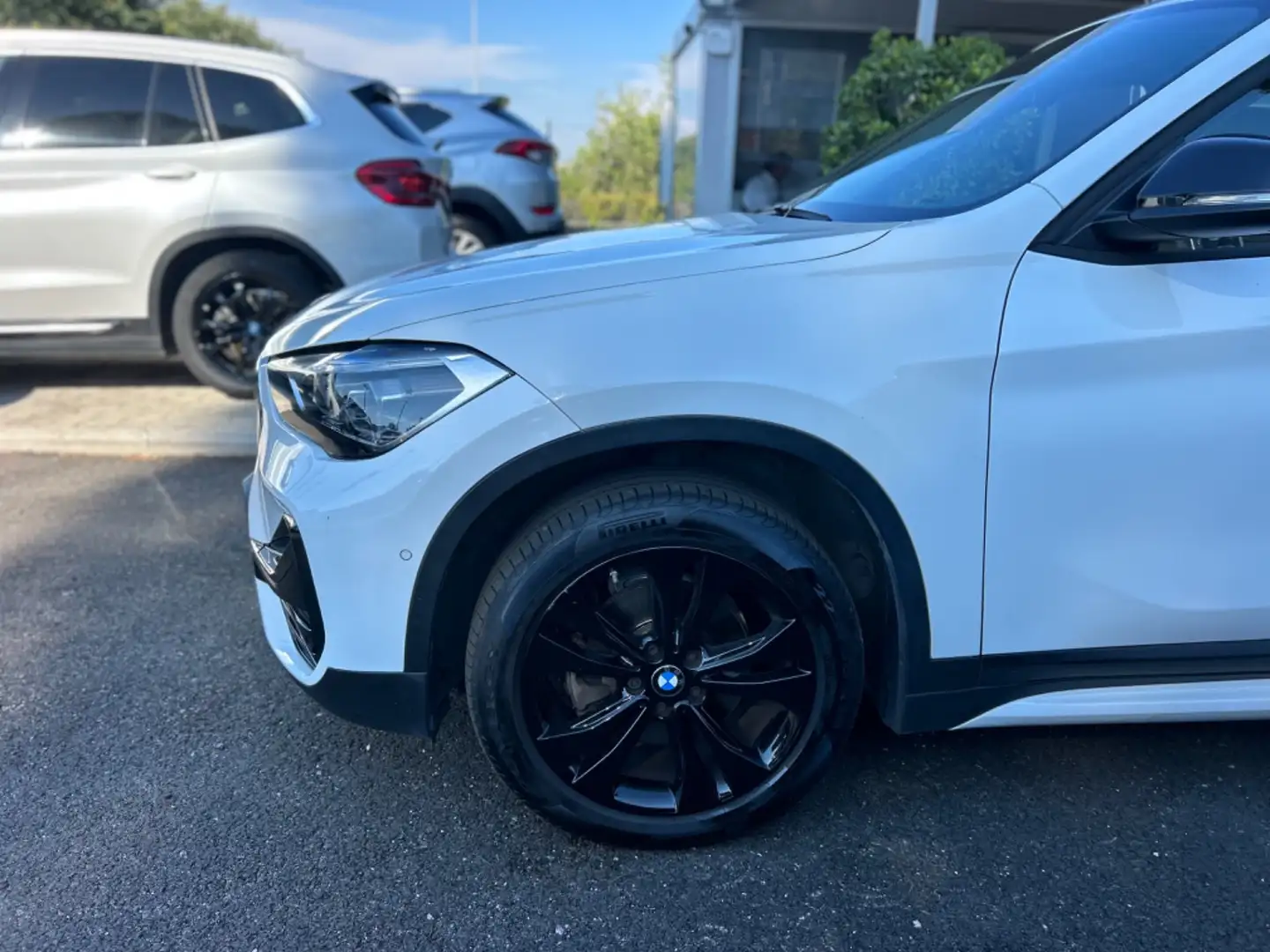 BMW X1 sDrive18d xLine Plus Bianco - 2