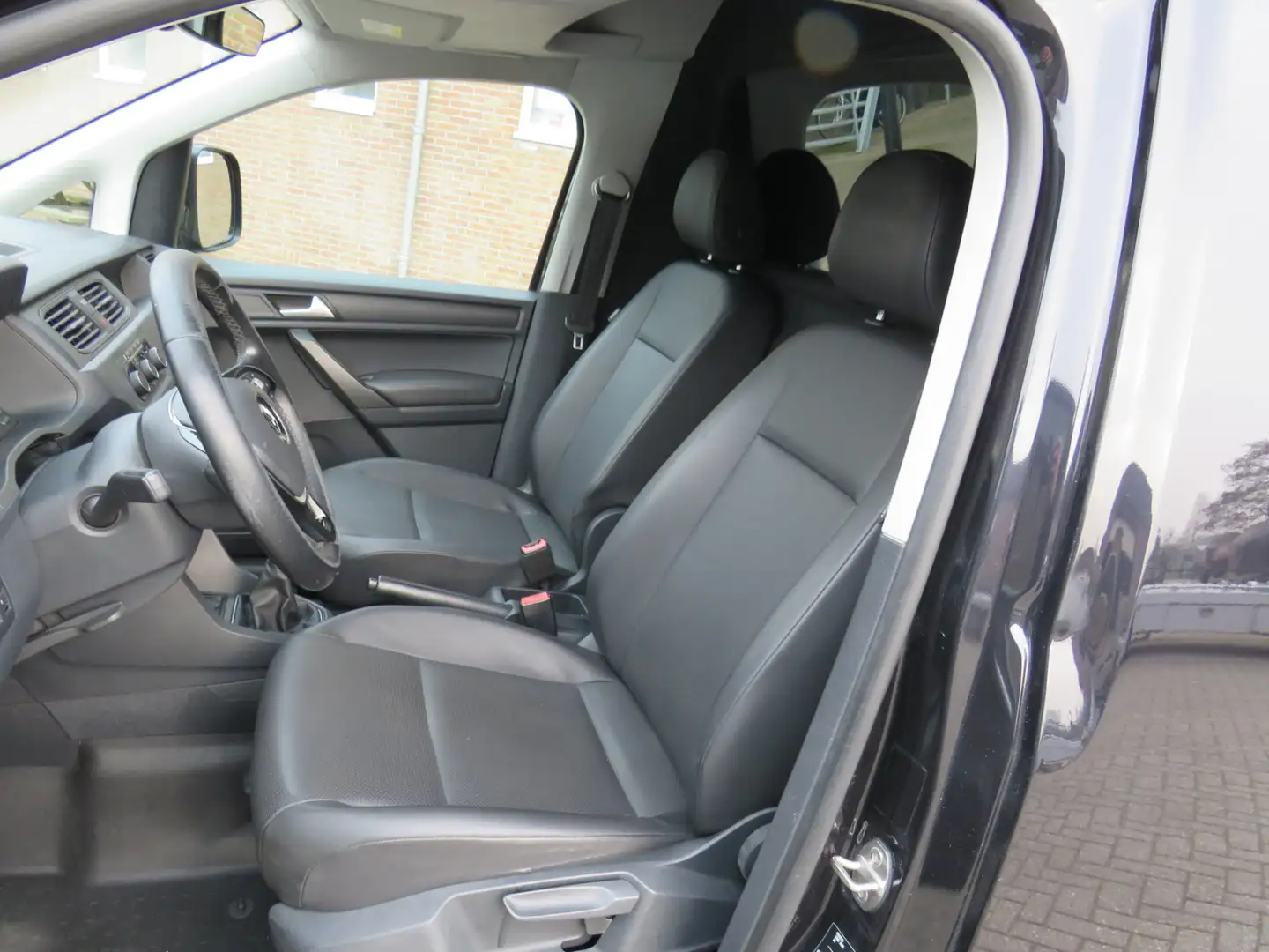 Volkswagen Caddy 2.0 TDI E6 L1H1 BMT Comfortline * Rijklaarprijs in Noir - 2