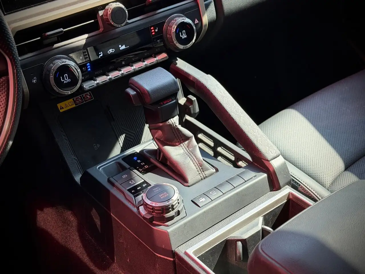Toyota Tacoma снимка Toyota Tacoma