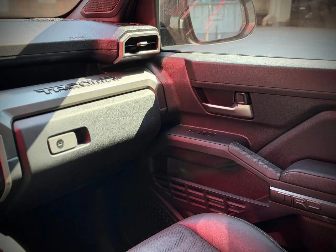 Toyota Tacoma снимка Toyota Tacoma
