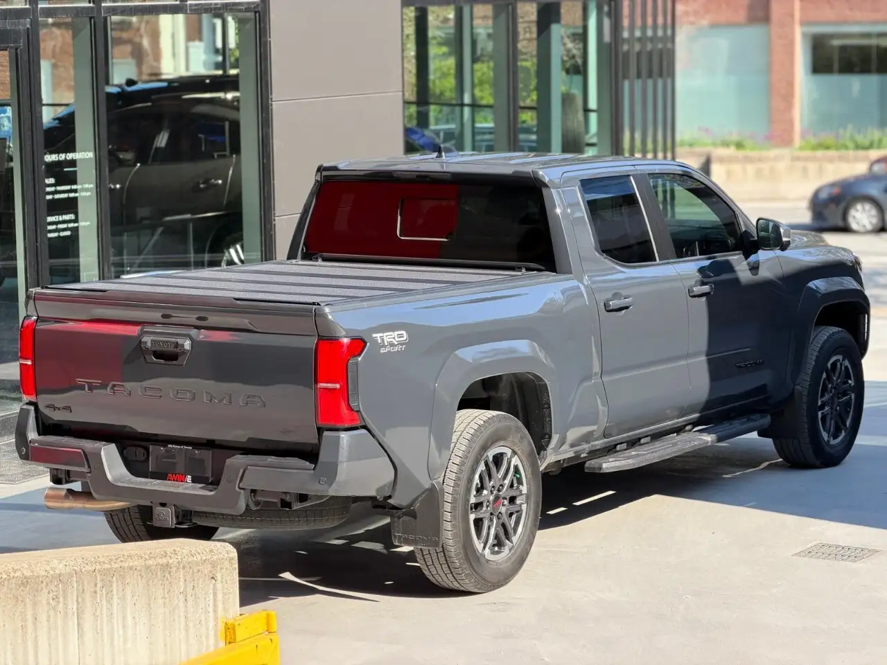 Toyota Tacoma снимка Toyota Tacoma