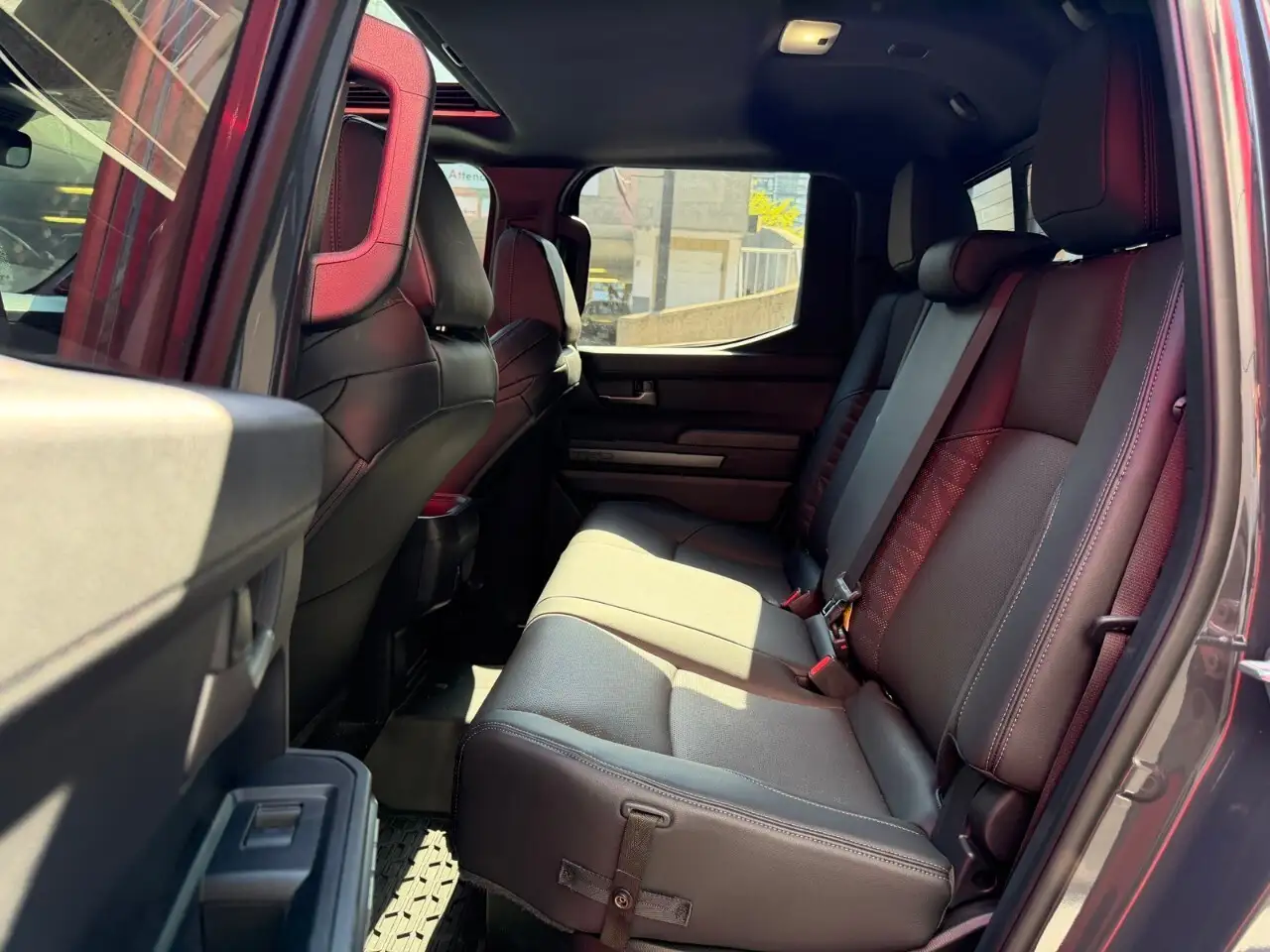 Toyota Tacoma снимка Toyota Tacoma