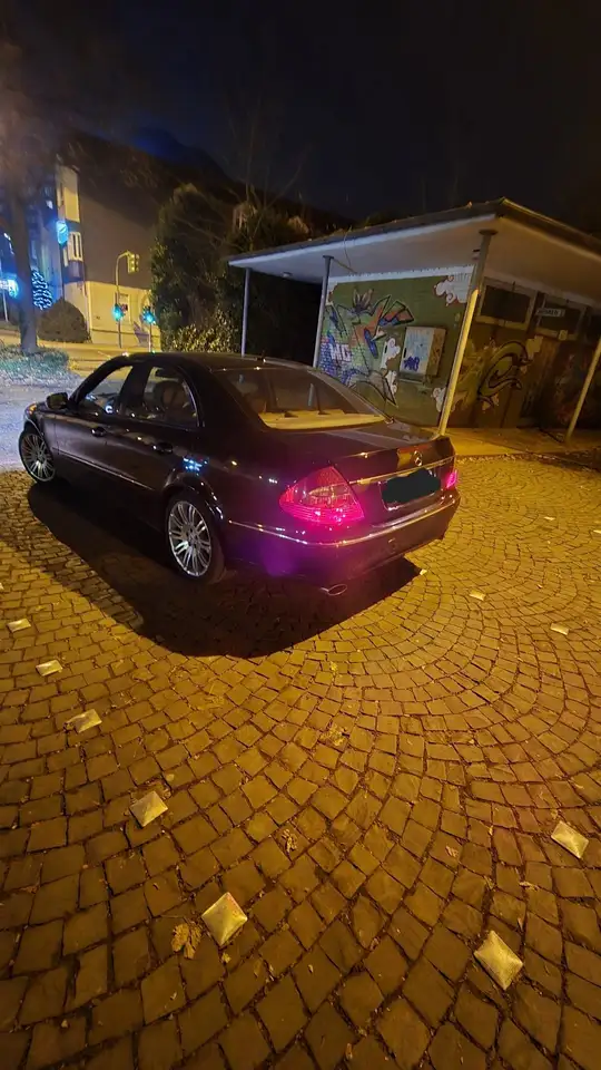 Mercedes-Benz E 280