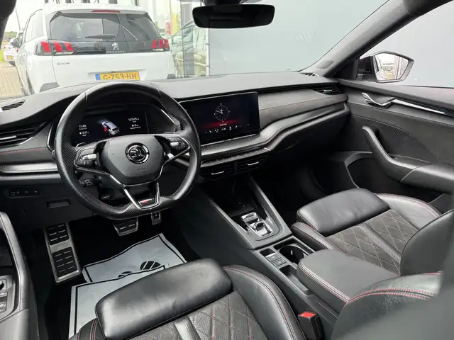 Skoda Octavia view 4