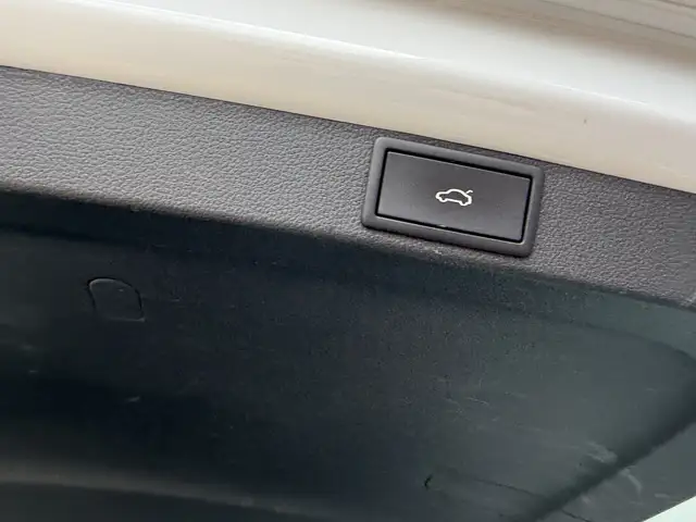 Skoda Octavia view 9
