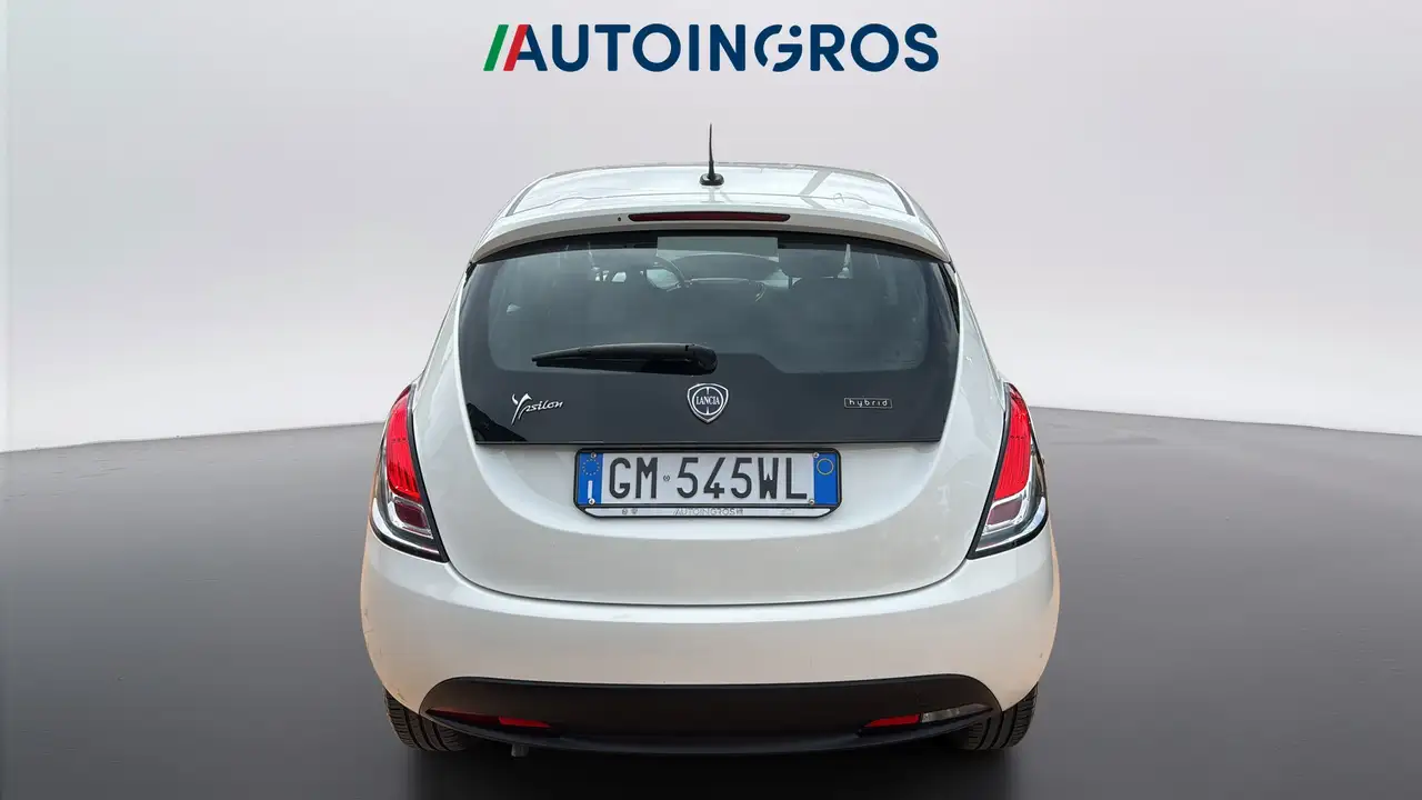 Lancia Ypsilon 2023