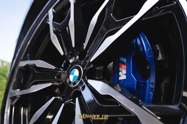 BMW X3 view 10