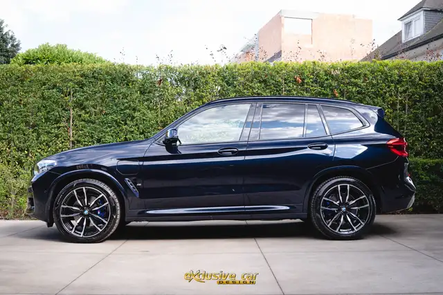 BMW X3 view 8