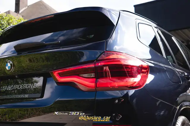 BMW X3 view 13