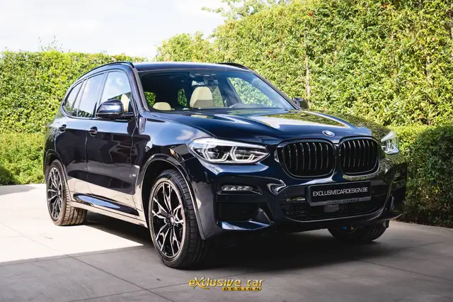 BMW X3 view 3