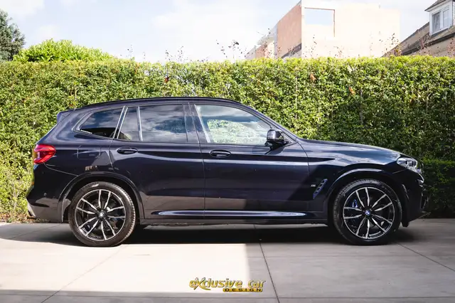 BMW X3 view 4