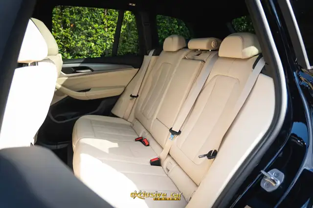 BMW X3 view 20