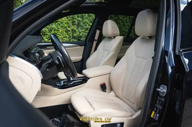 BMW X3 view 17