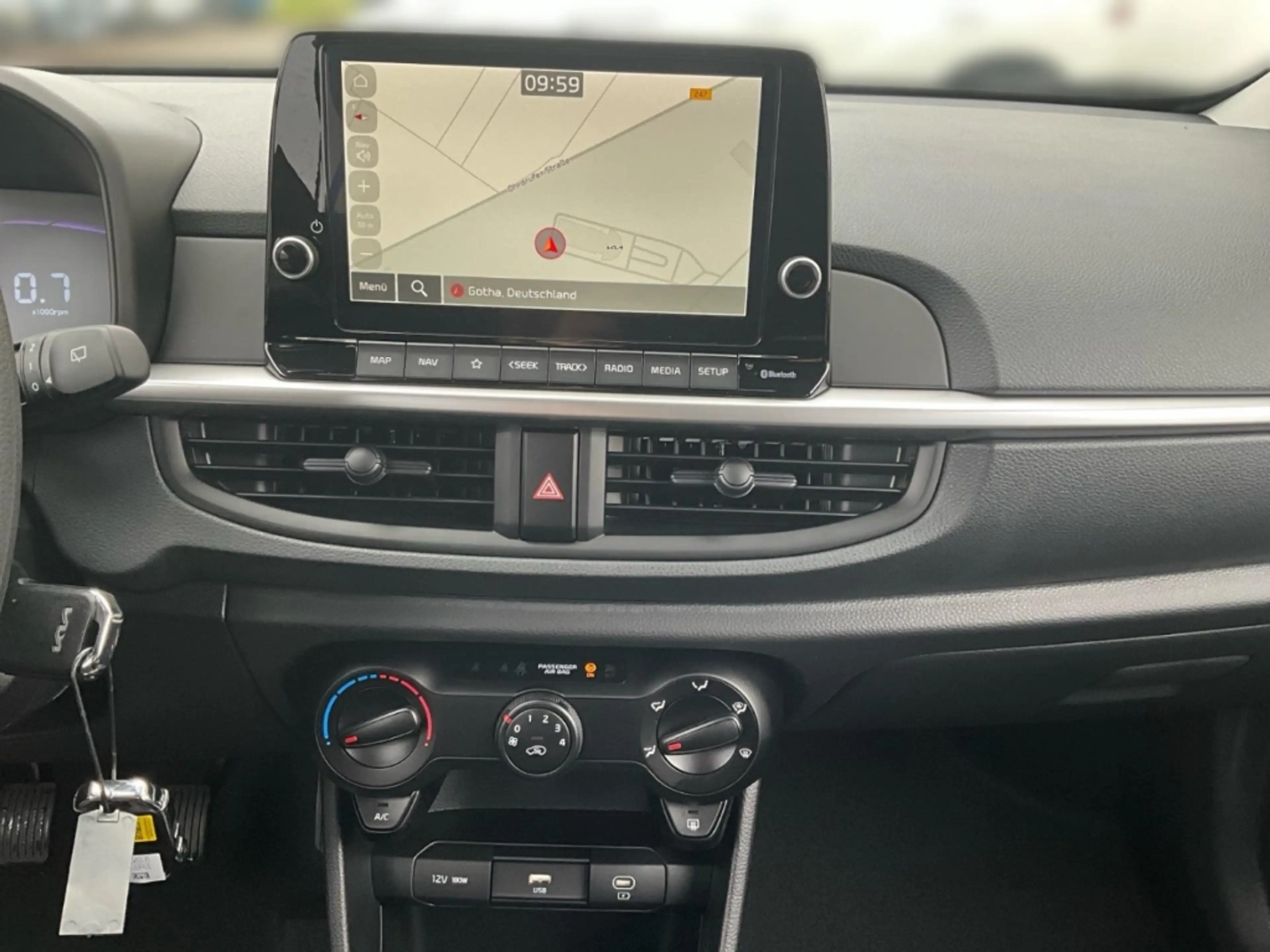 Kia Picanto Core Navi DAB Rückfahrkam. Temp PDC Berganfahrass. — photo 9