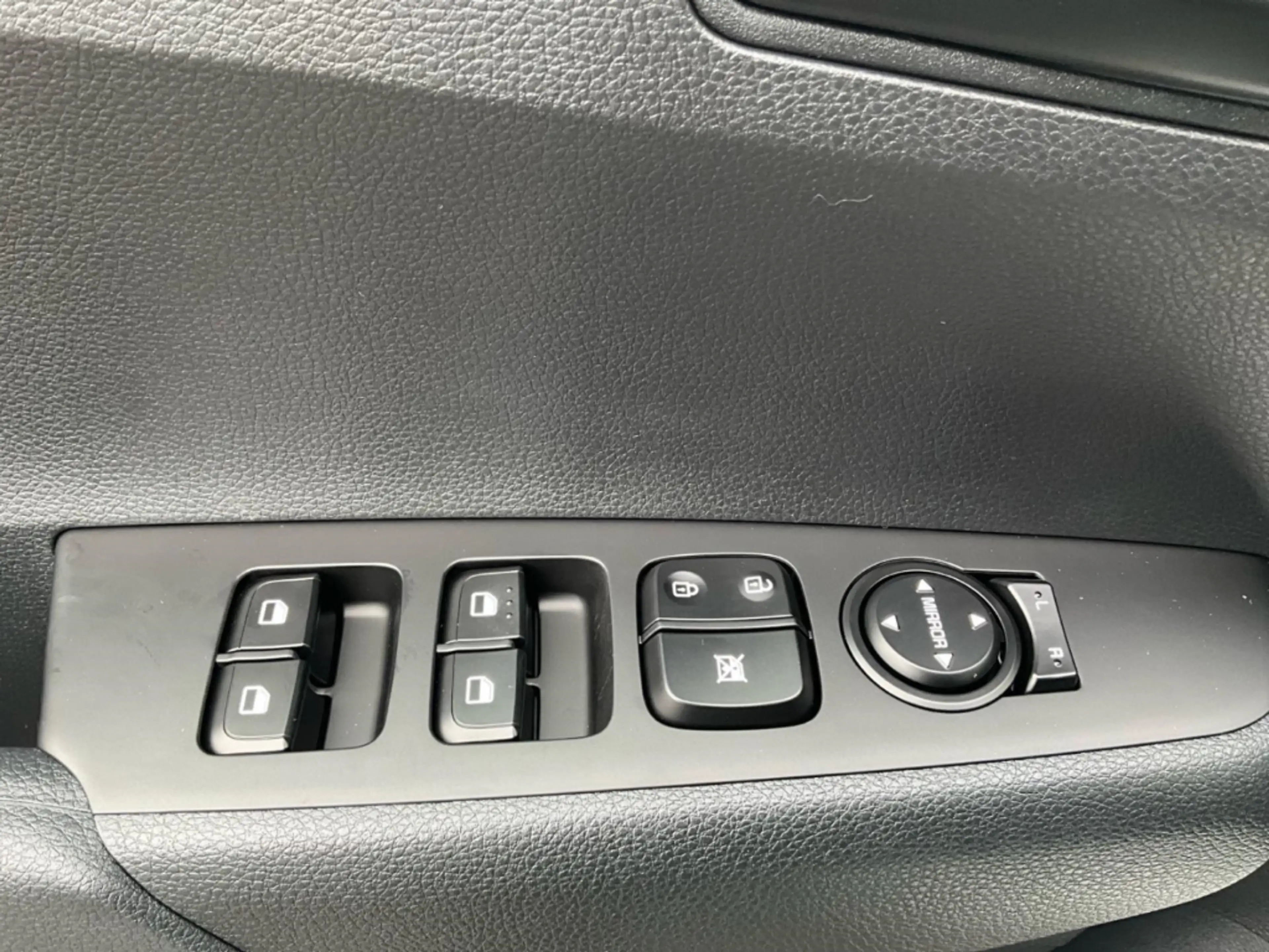 Kia Picanto Core Navi DAB Rückfahrkam. Temp PDC Berganfahrass. — photo 13