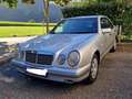 Mercedes-Benz E 200 E 200 Classic Silber - thumbnail 1