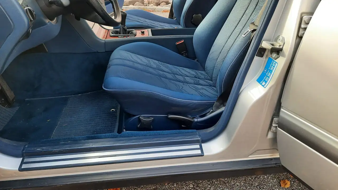 Mercedes-Benz E 200 Classic, foto 7