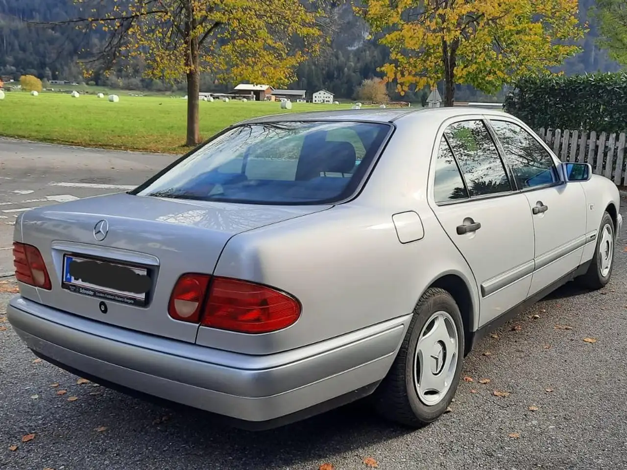 Mercedes-Benz E 200 Classic, foto 5