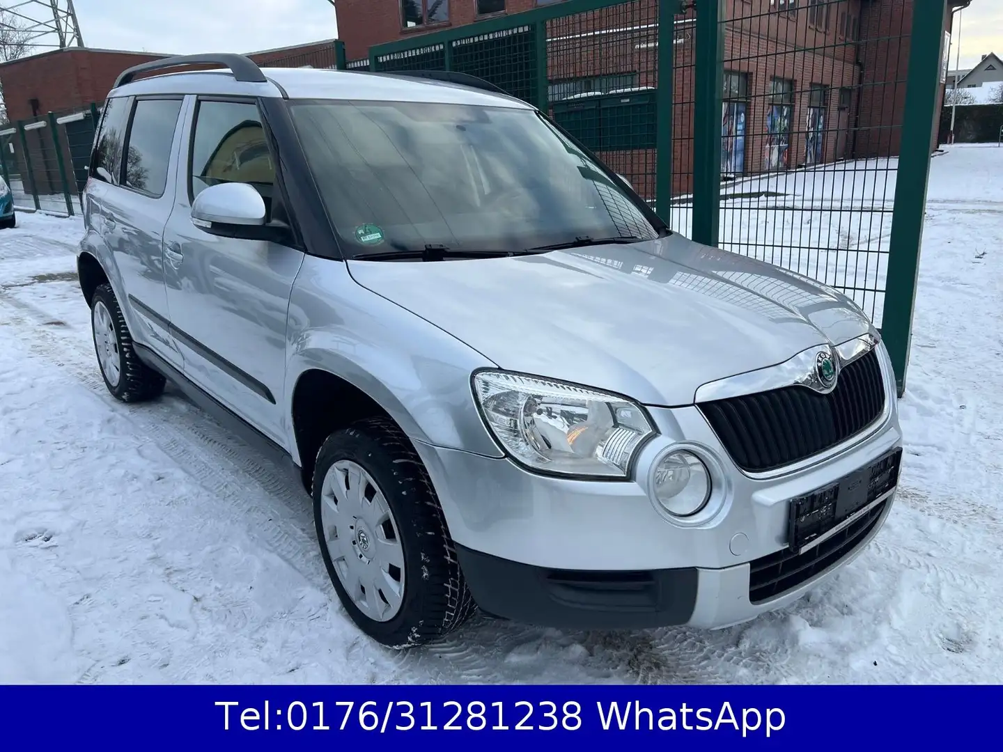 Skoda Yeti Active Plus Edition !! 90TKM !! Automatik Silber - 2