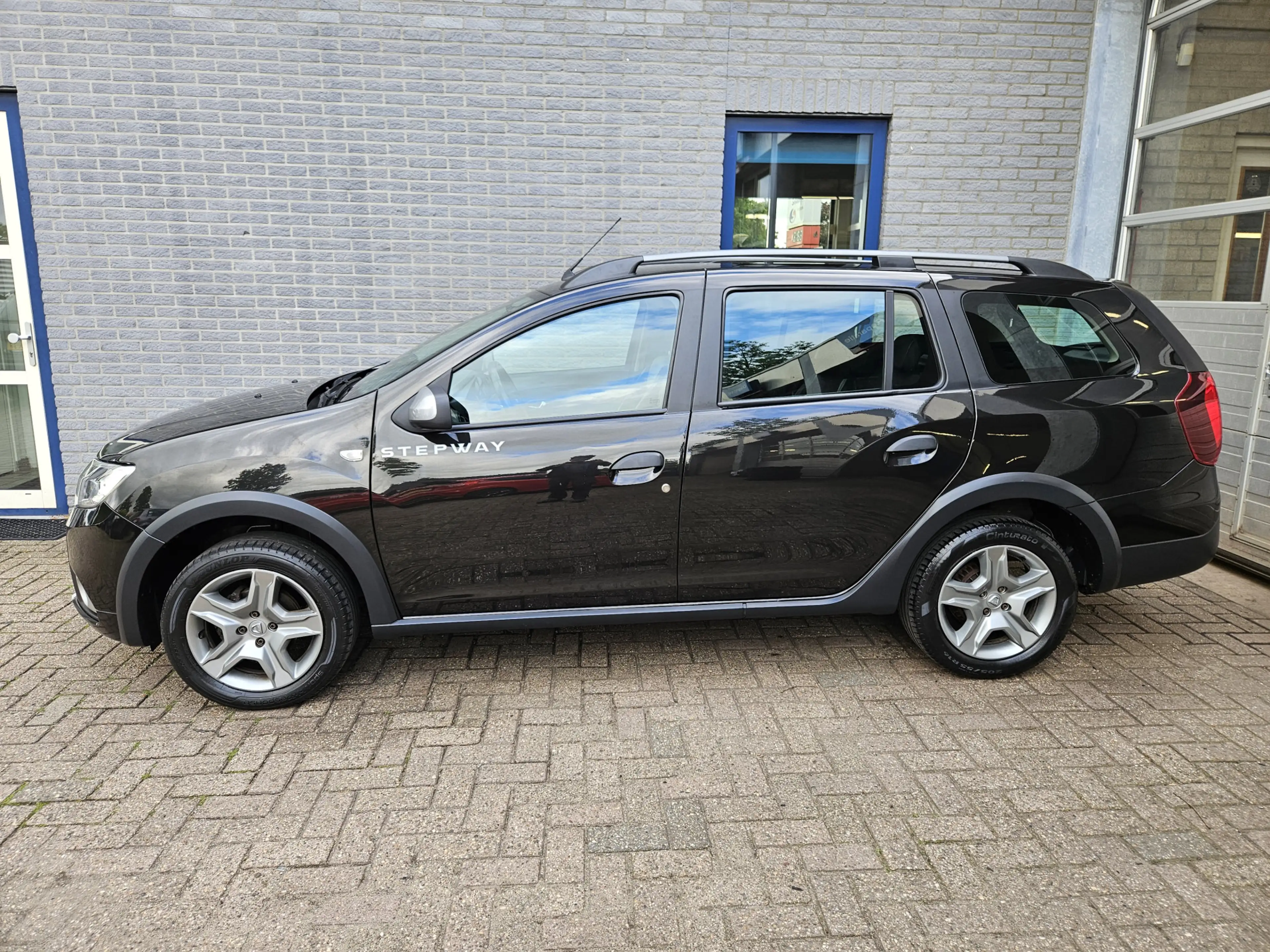 Dacia Logan MCV 0.9 TCe Stepway Inclusief Afleveringskosten — photo 6