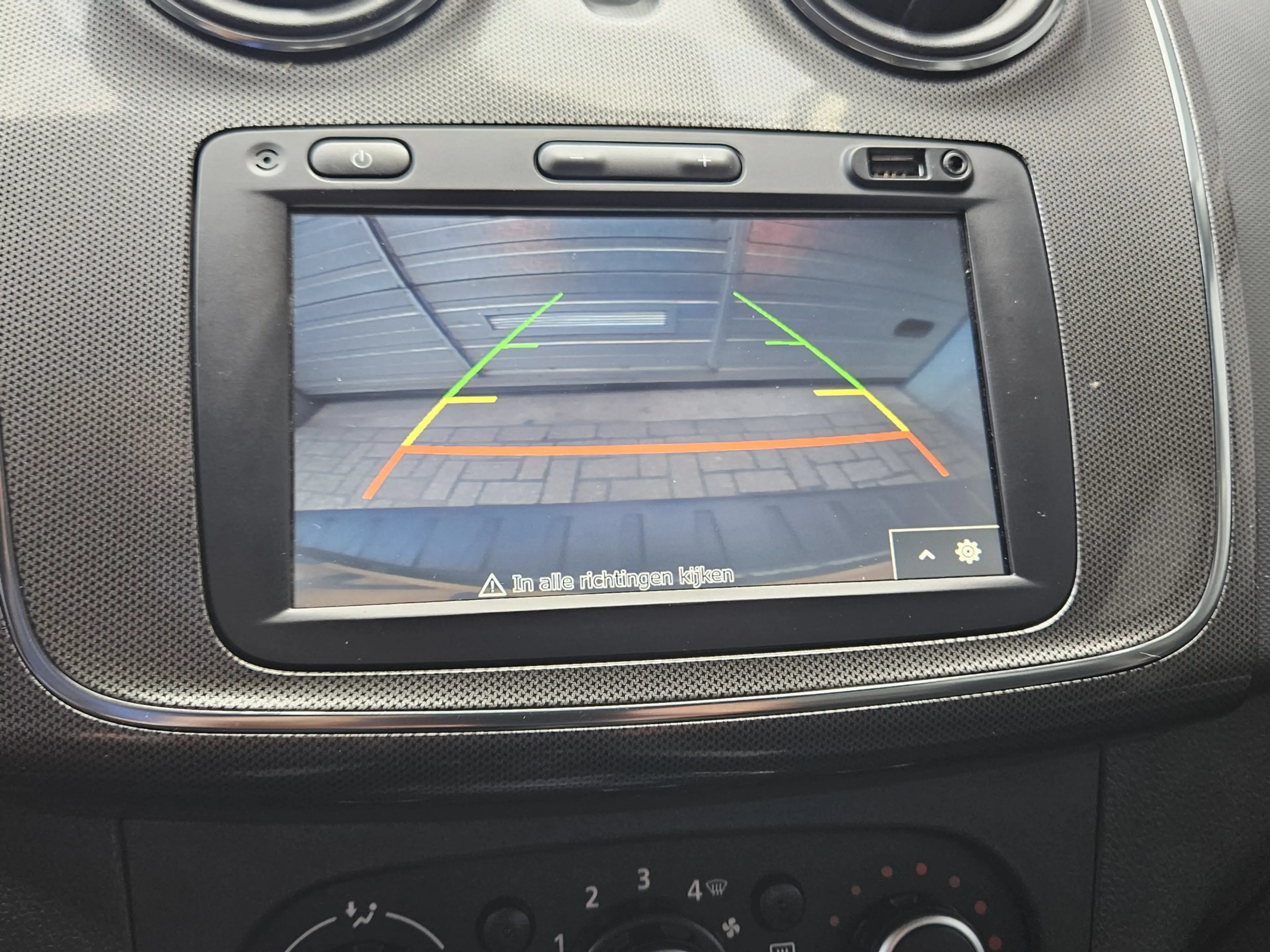 Dacia Logan MCV 0.9 TCe Stepway Inclusief Afleveringskosten — photo 14