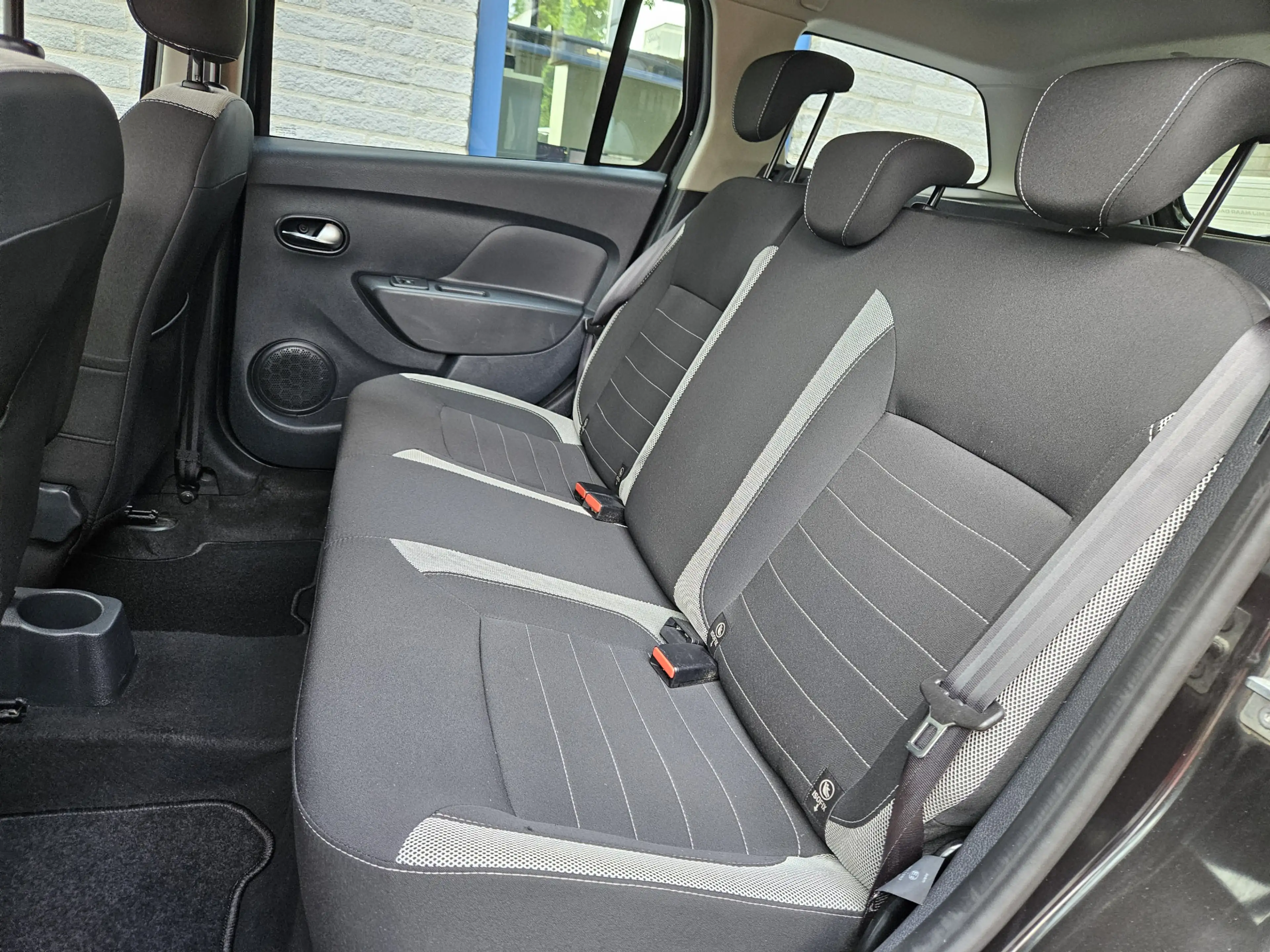 Dacia Logan MCV 0.9 TCe Stepway Inclusief Afleveringskosten — photo 20