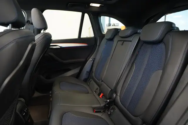 BMW X1 view 21