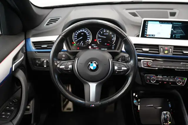BMW X1 view 7