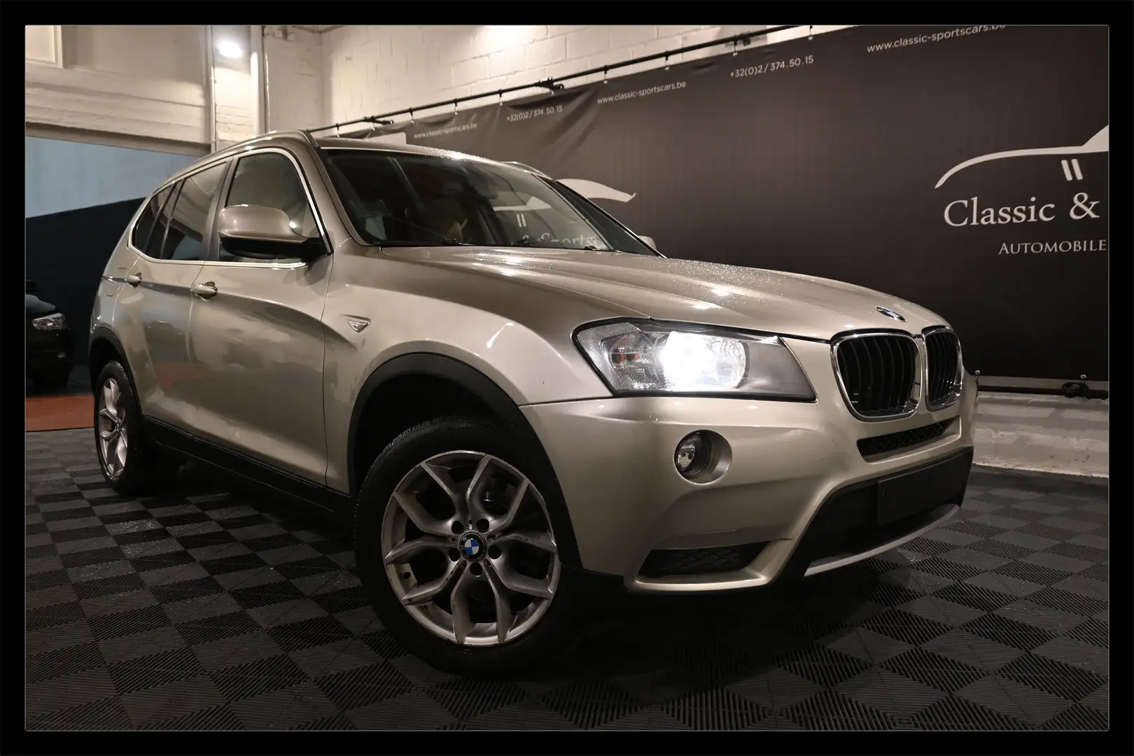 BMW X3 X3 2.0 dA xDrive20 / AUTO / GPS NAVI / PDC !! Gris - 1