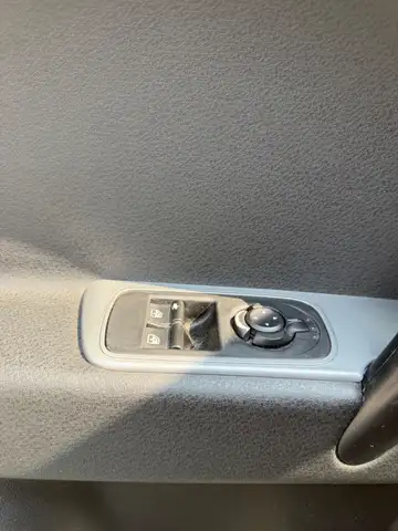 Alfa Romeo Mito view 12