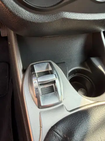 Alfa Romeo Mito view 10