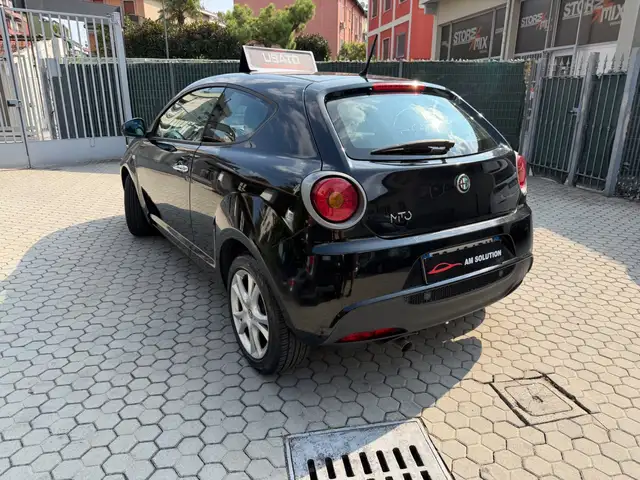 Alfa Romeo Mito view 4