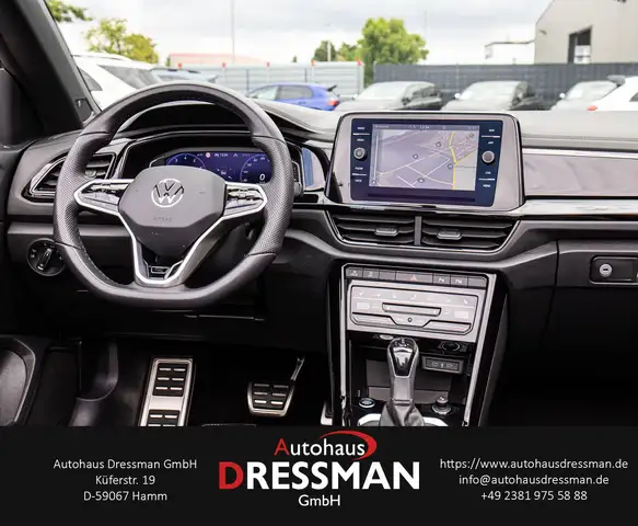 Volkswagen T-Roc view 14
