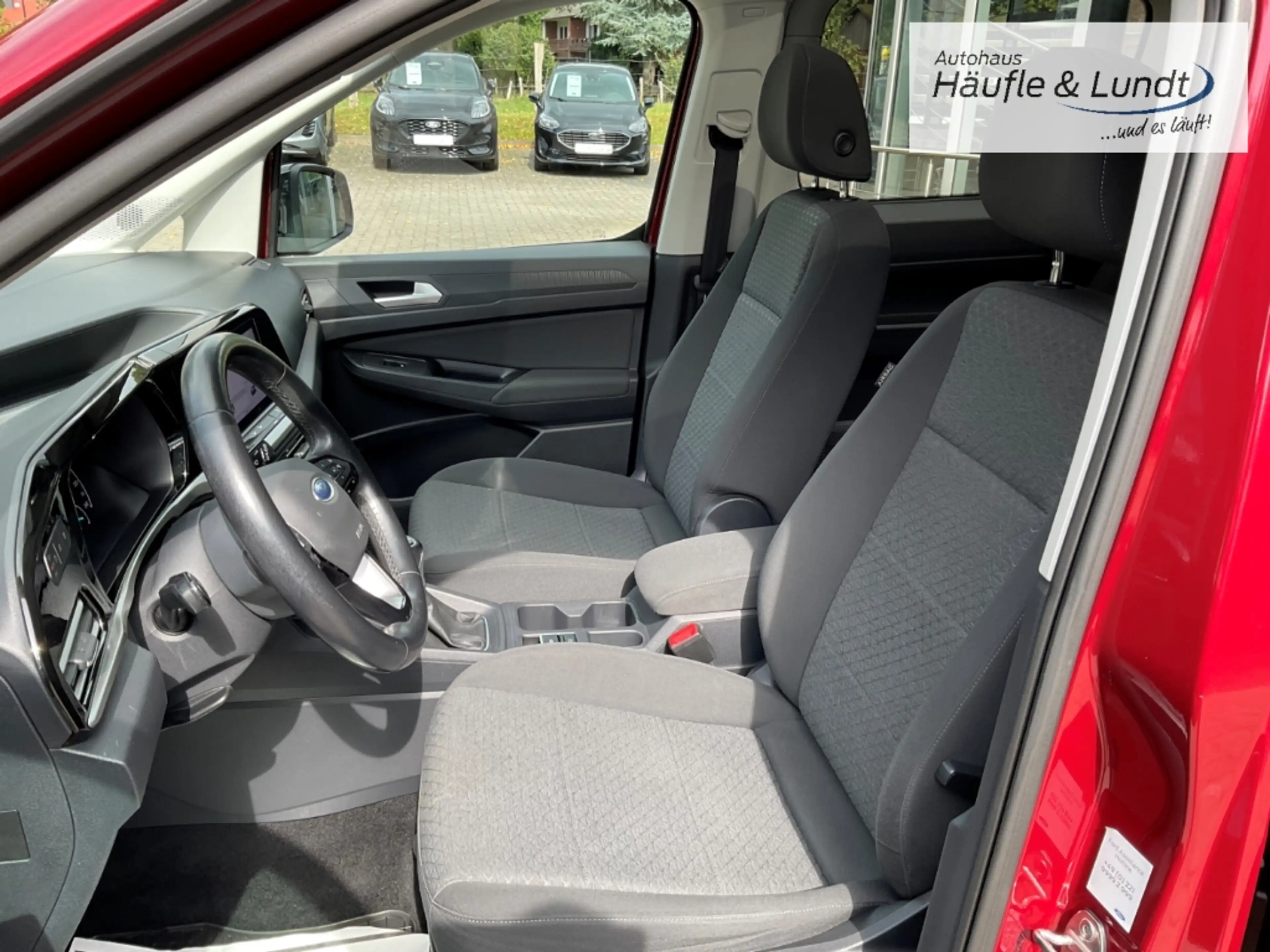 Ford Grand Tourneo Titanium Panorama Rückfahrkam. — photo 6