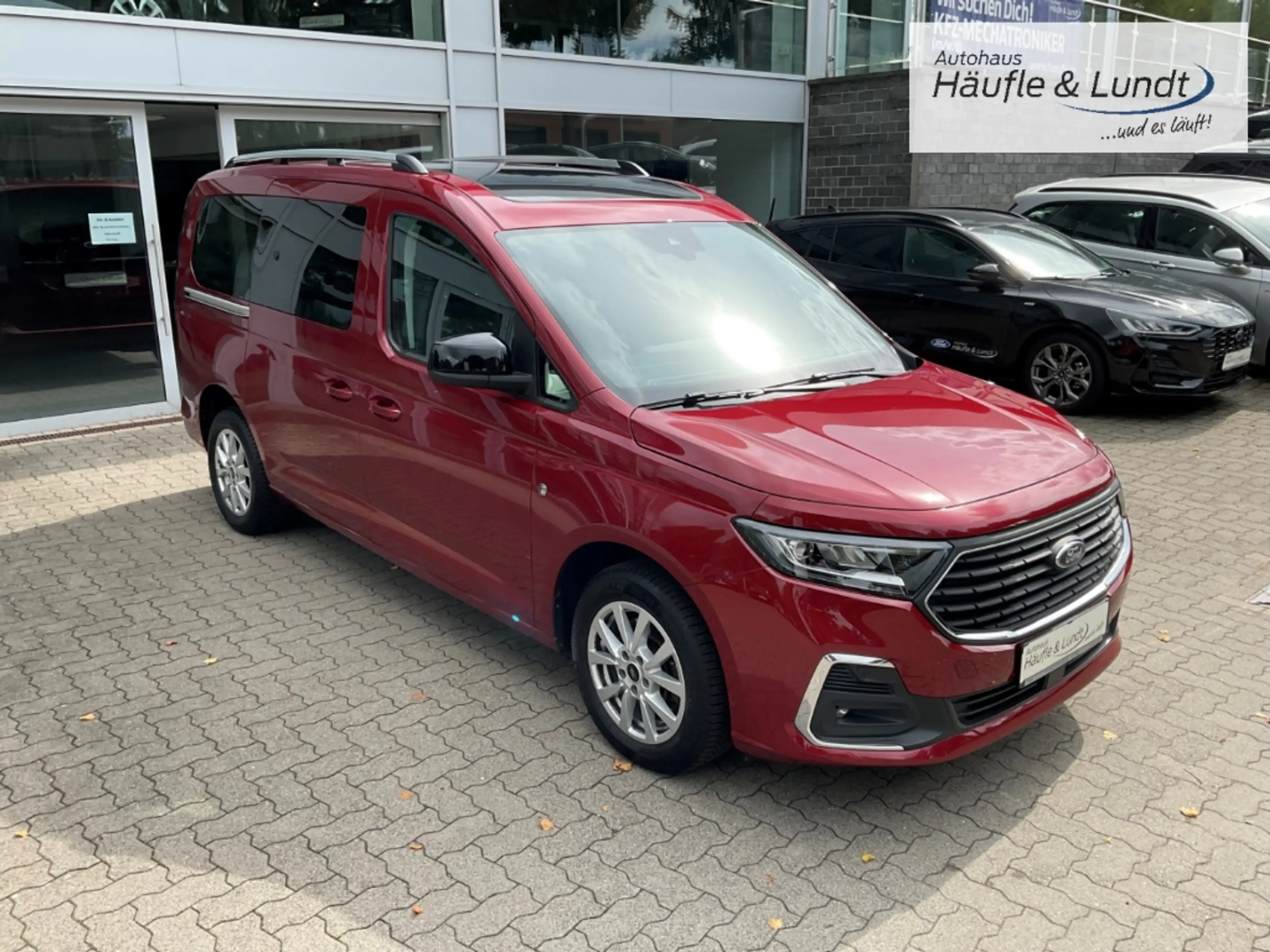Ford Grand Tourneo Titanium Panorama Rückfahrkam. — photo 2