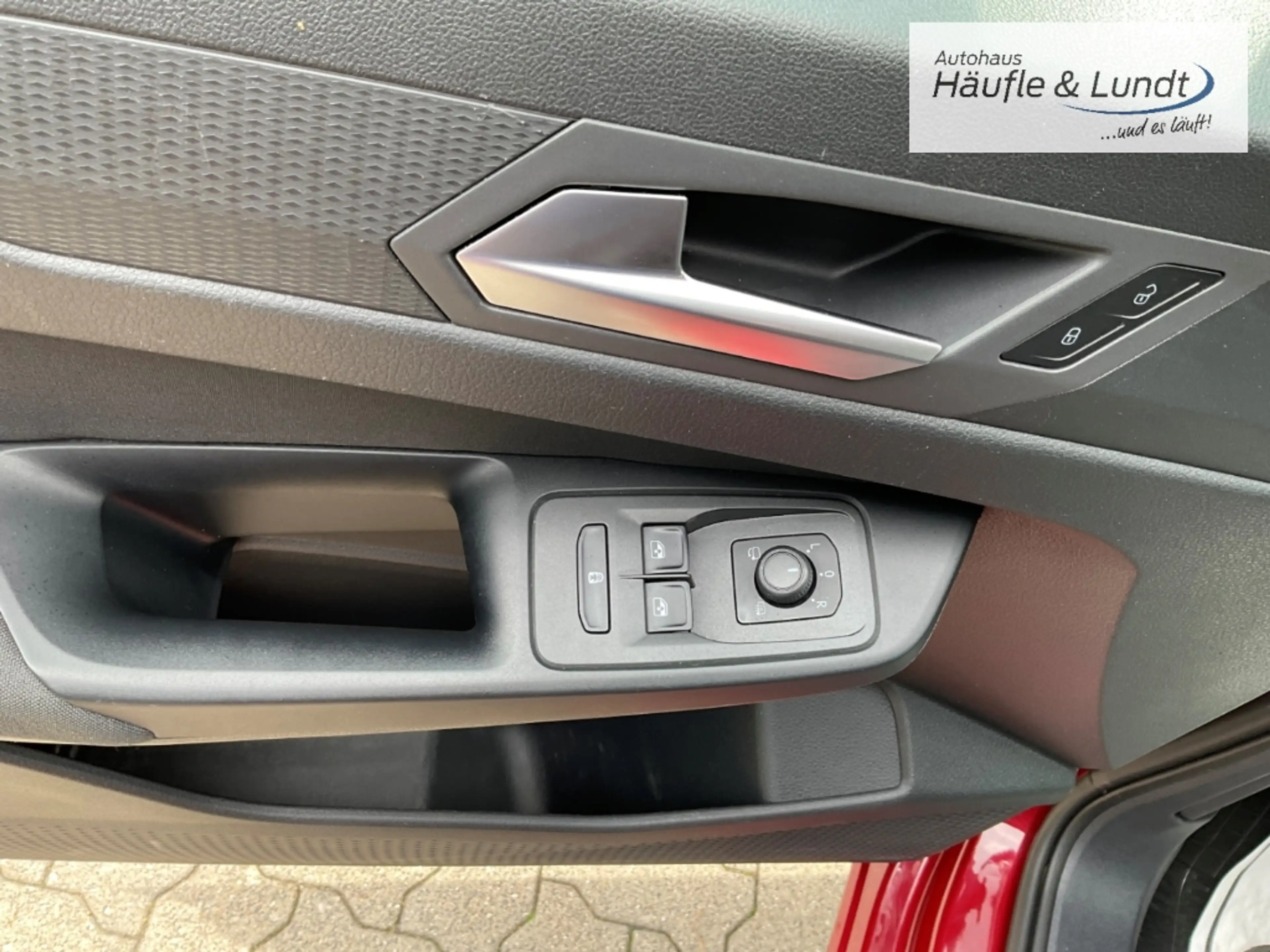 Ford Grand Tourneo Titanium Panorama Rückfahrkam. — photo 13