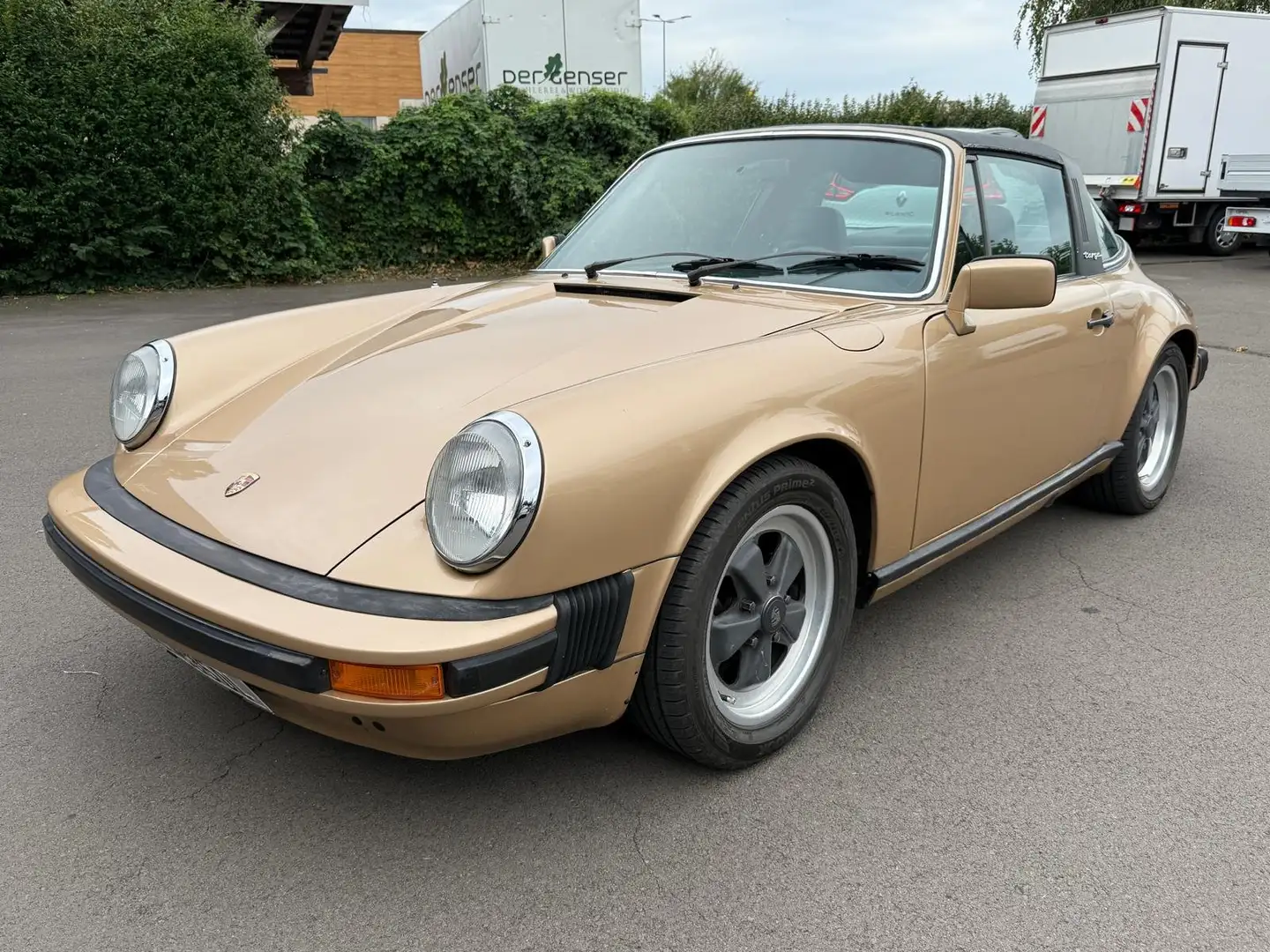 Porsche 911 SC targa Arany - 1