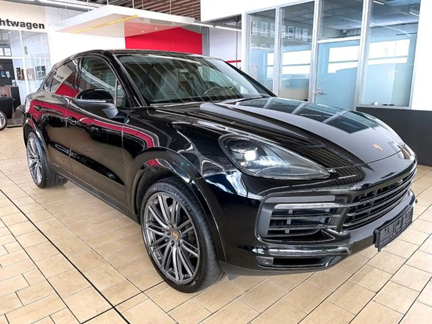 Porsche Cayenne 3.0T COUPE *LED+NAVI+PANO+SITZKL+KAM+22* Schwarz - 1