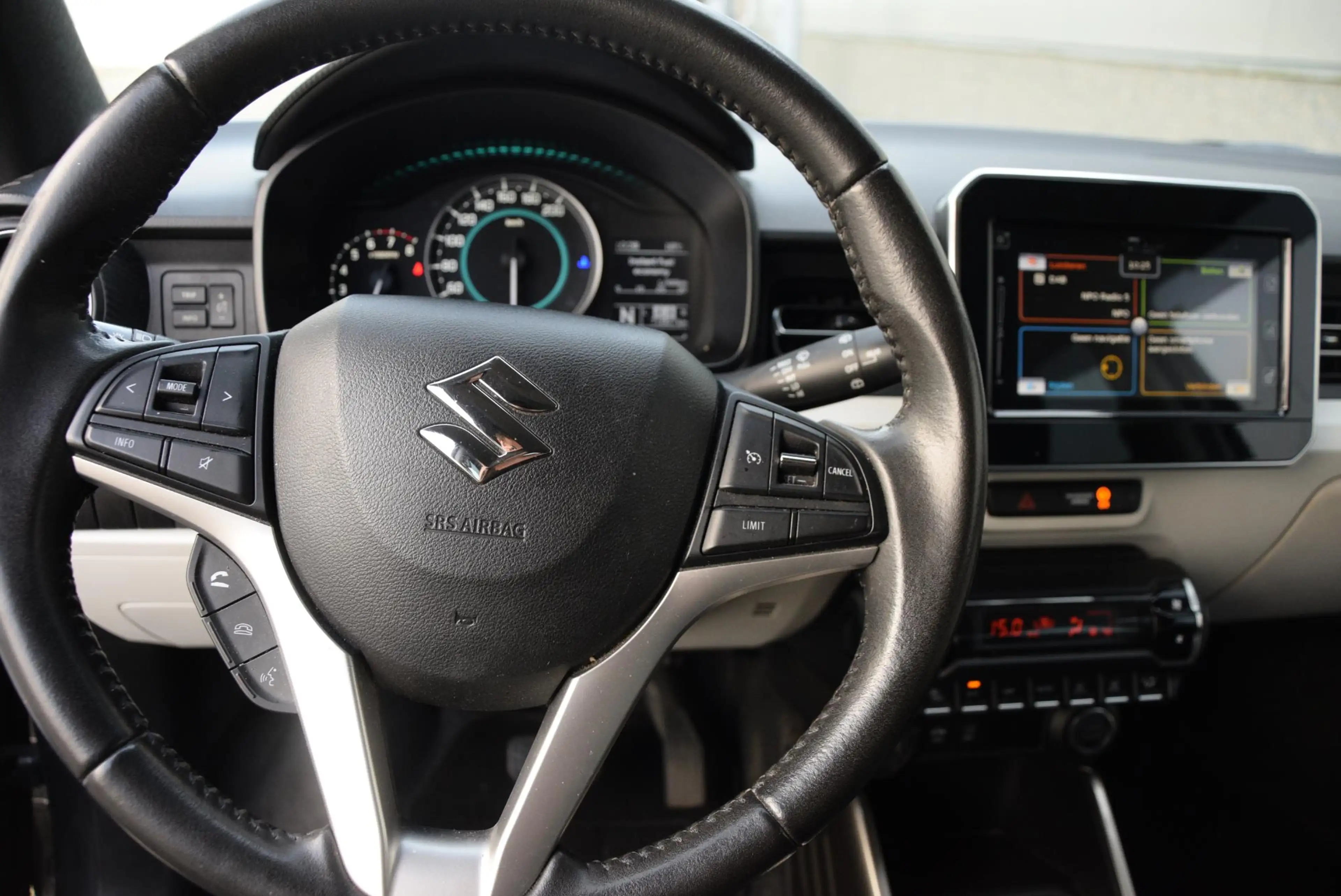 Suzuki Ignis 1.2 Stijl | automaat | cruise control | navigatie — photo 17