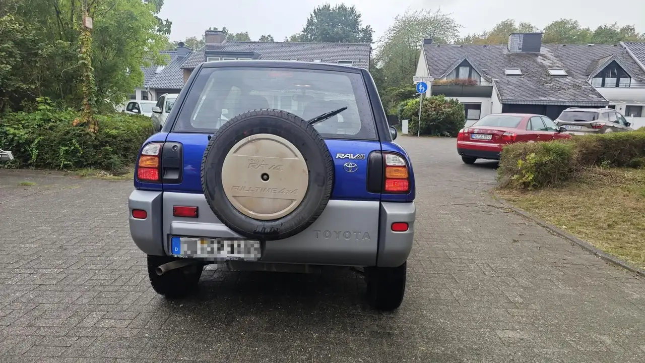 Toyota RAV4 TÜV bis Juni 2027 / Garagenfahrzeug / zweite Hand, foto 3